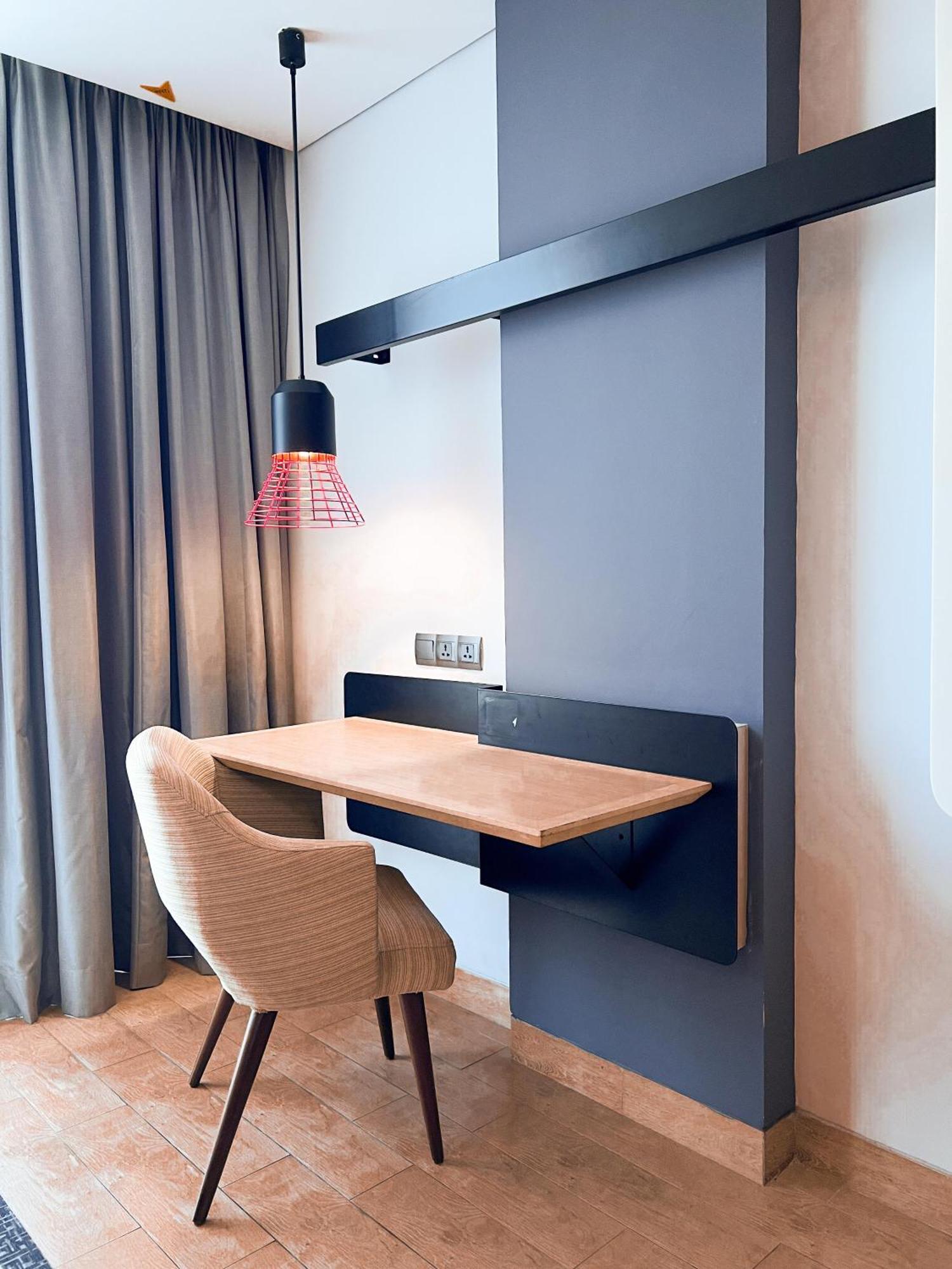 Ibis Styles Batam Nagoya Hotel Екстериор снимка