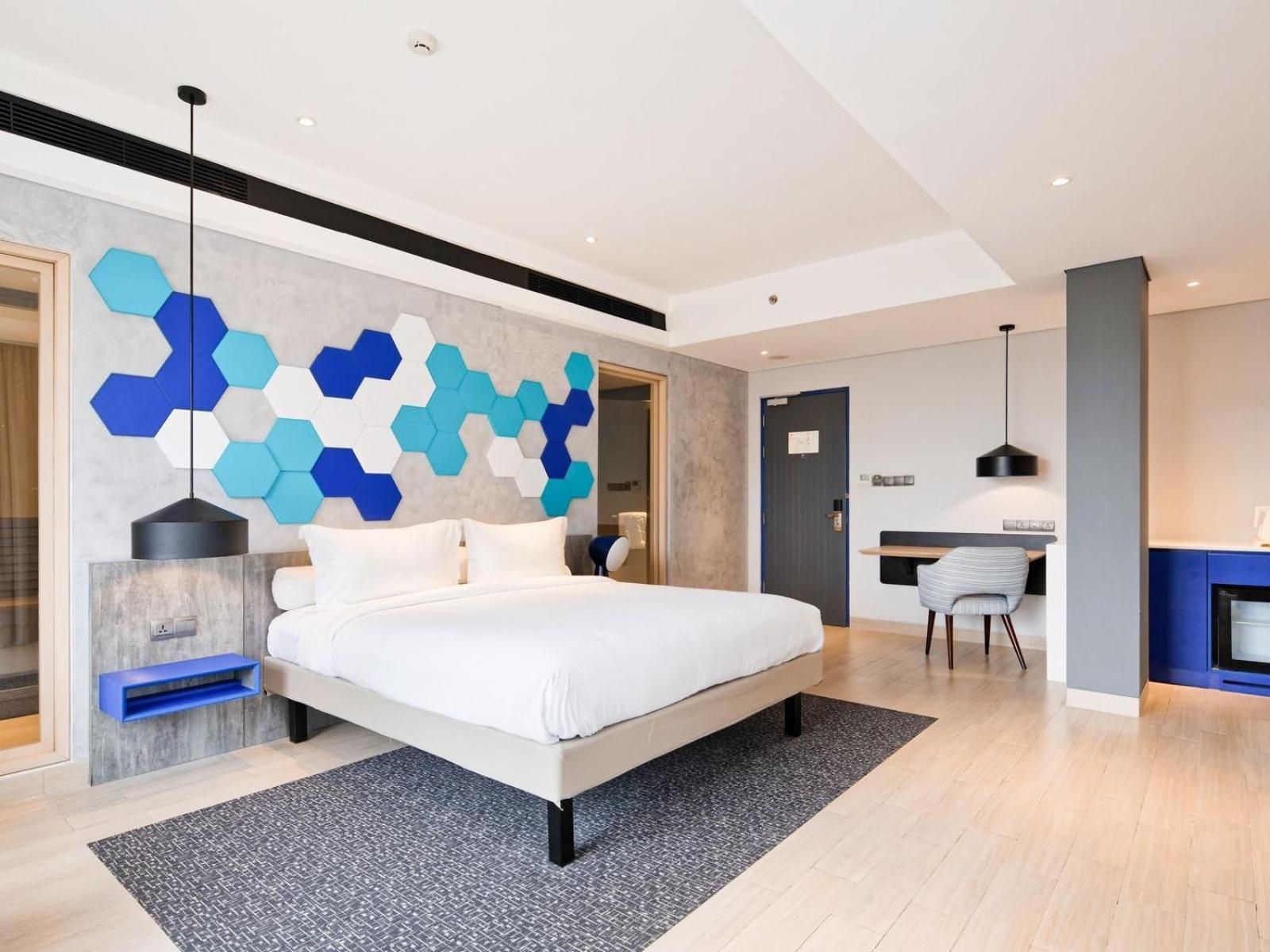 Ibis Styles Batam Nagoya Hotel Екстериор снимка